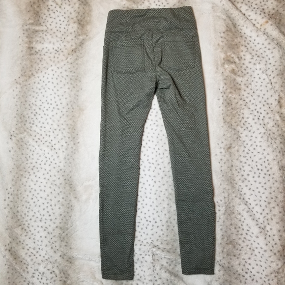 Athleta pocket full length leggings - Picture 3 of 6